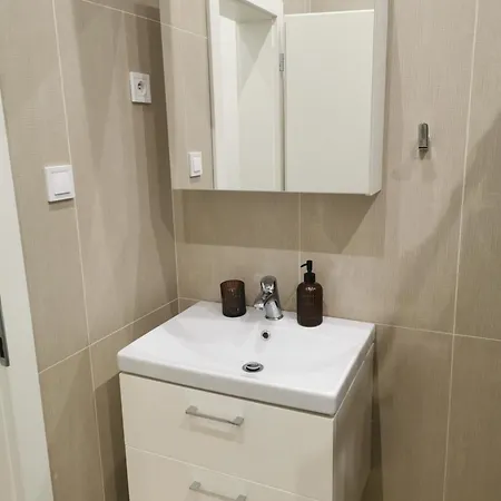 Apartment Atlas In The Historical Centre Of